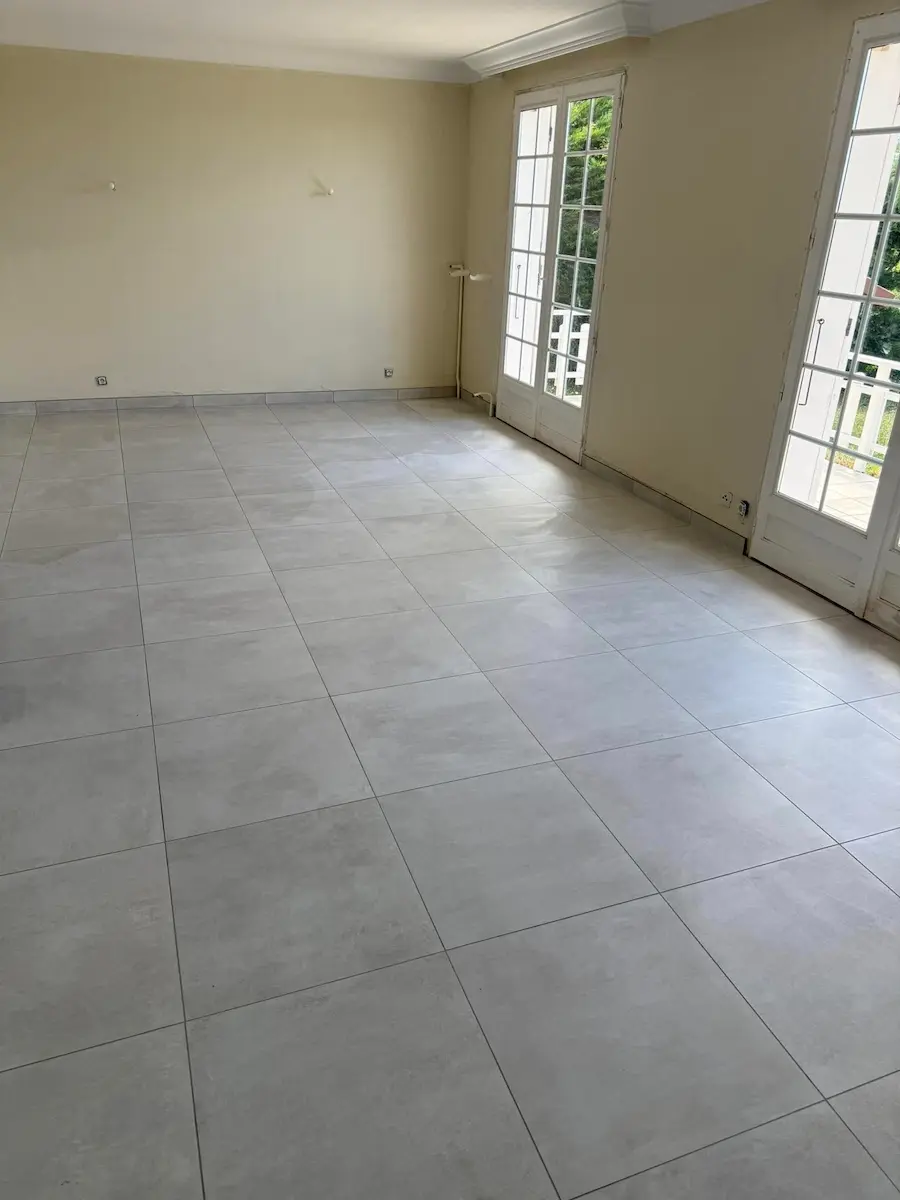 Rénovation carrelage villa St-Etienne-de-Saint-Geoirs